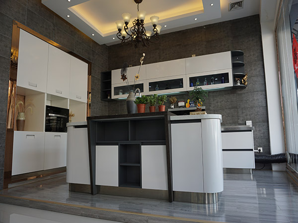 陸豐專賣店與固家烤漆不銹鋼櫥柜加盟合作案例